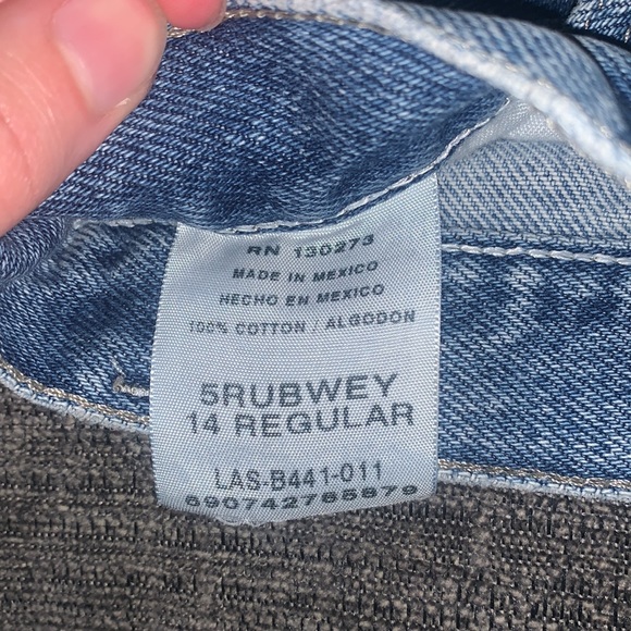 Super cute thrifted distressed shorts - Picture 4 of 4